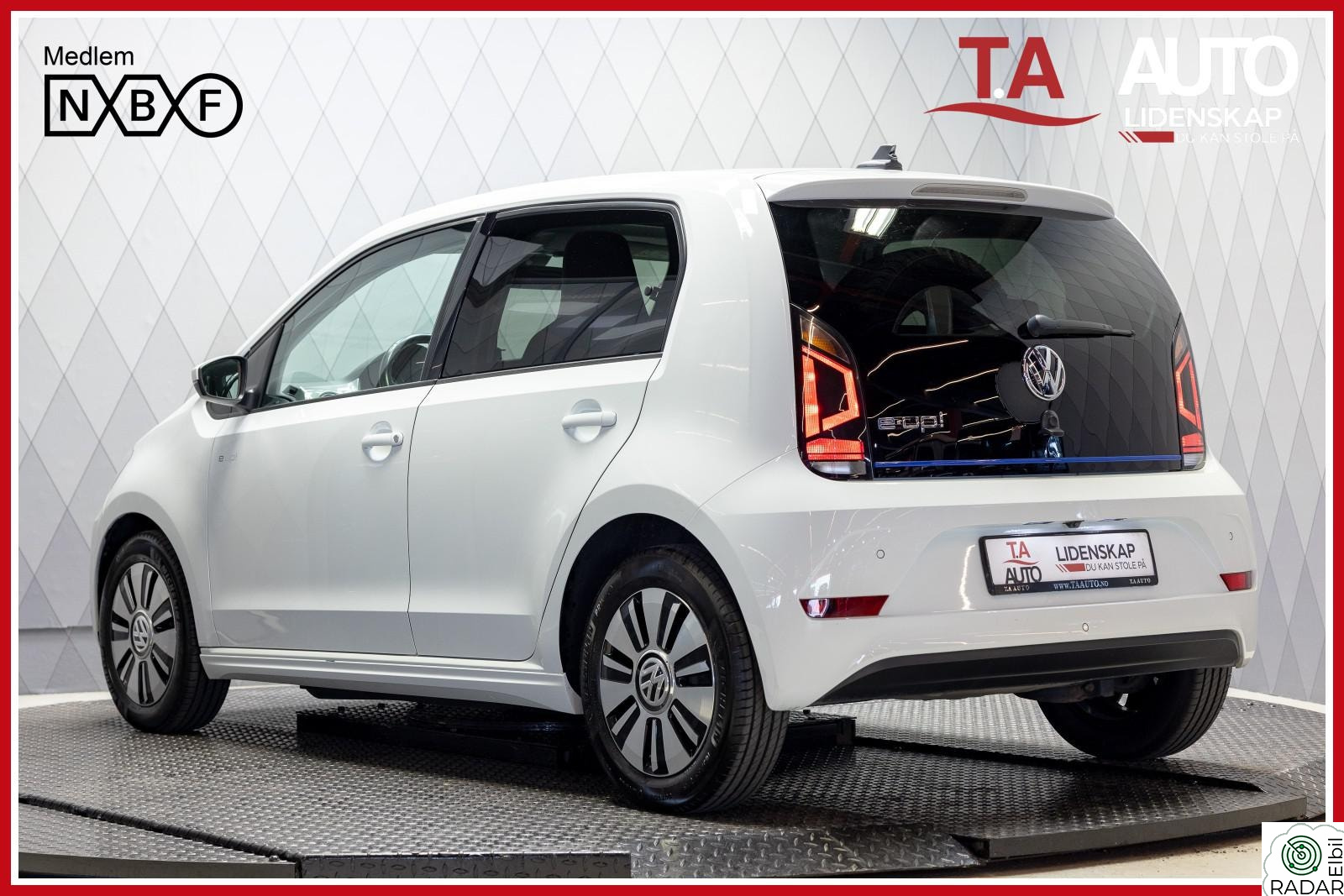 VOLKSWAGEN UP! 82HK SOLTAK CRUISE DAB+ RYGGEKAMERA NORSK +++