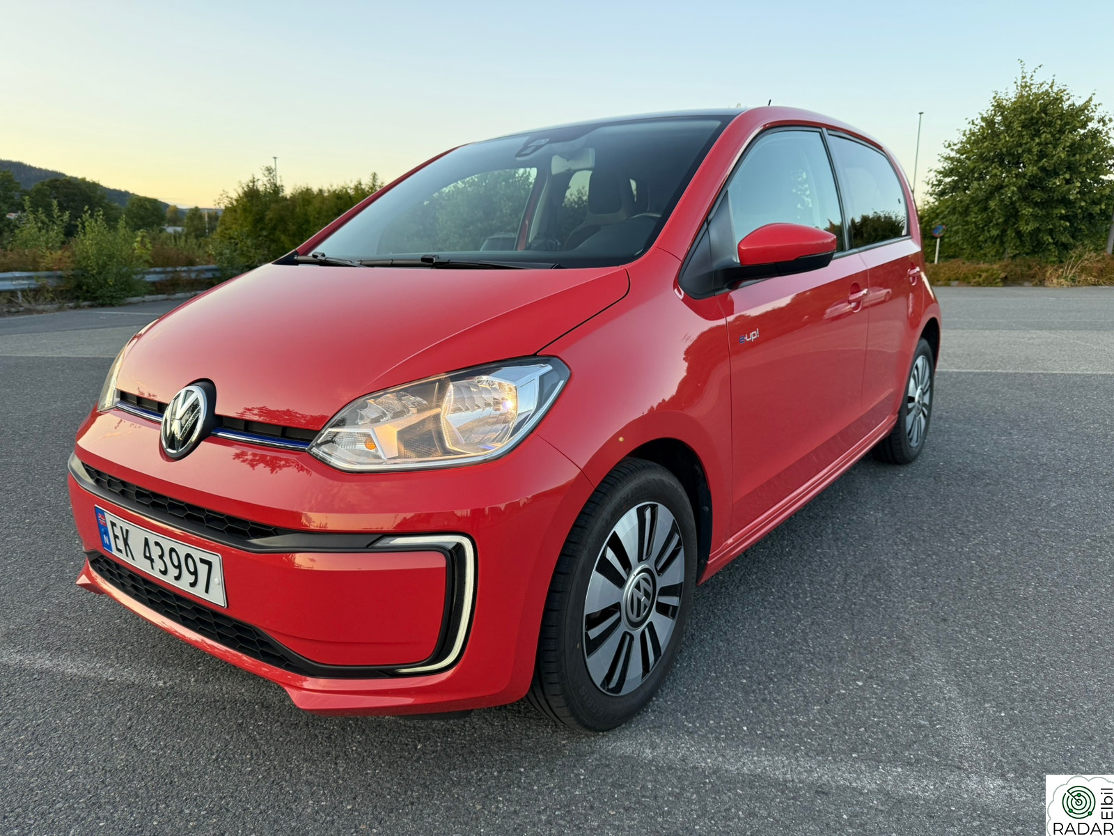 VOLKSWAGEN UP!