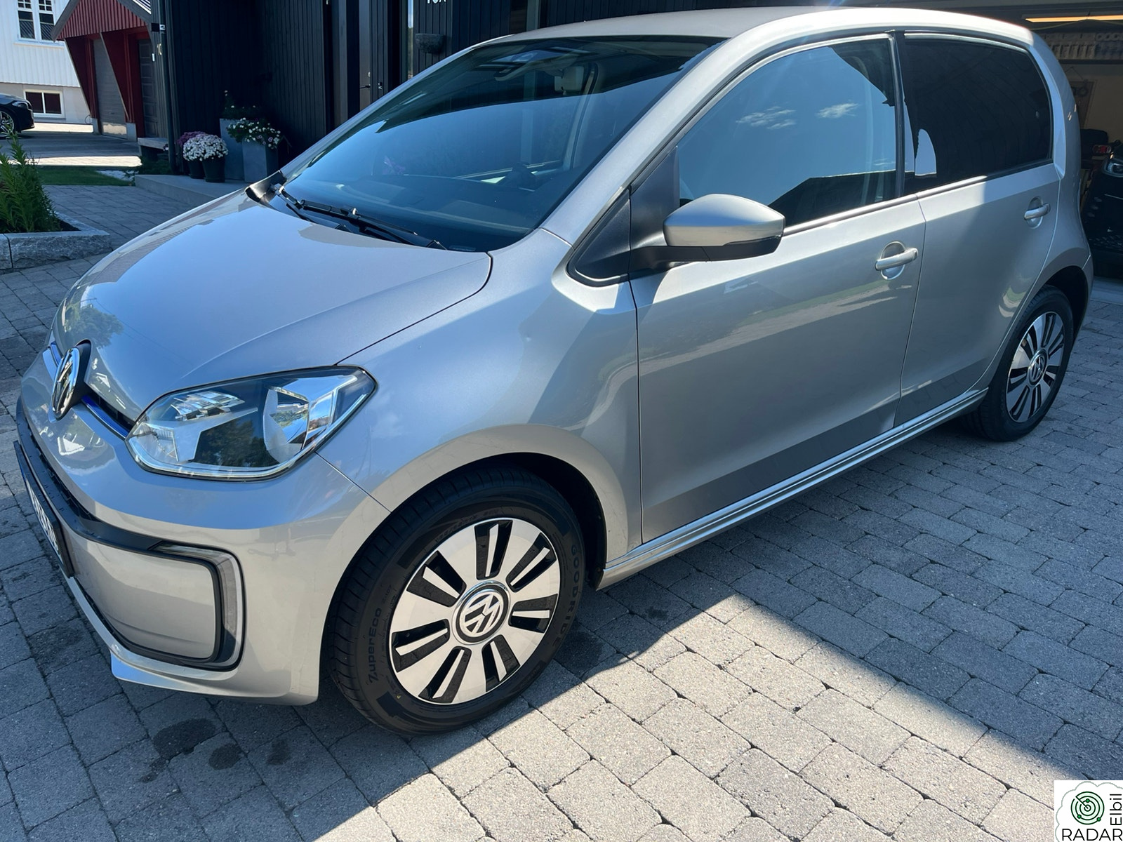 VOLKSWAGEN UP!