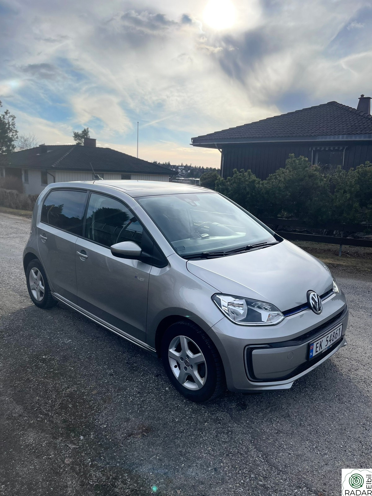 VOLKSWAGEN UP! E-UP!