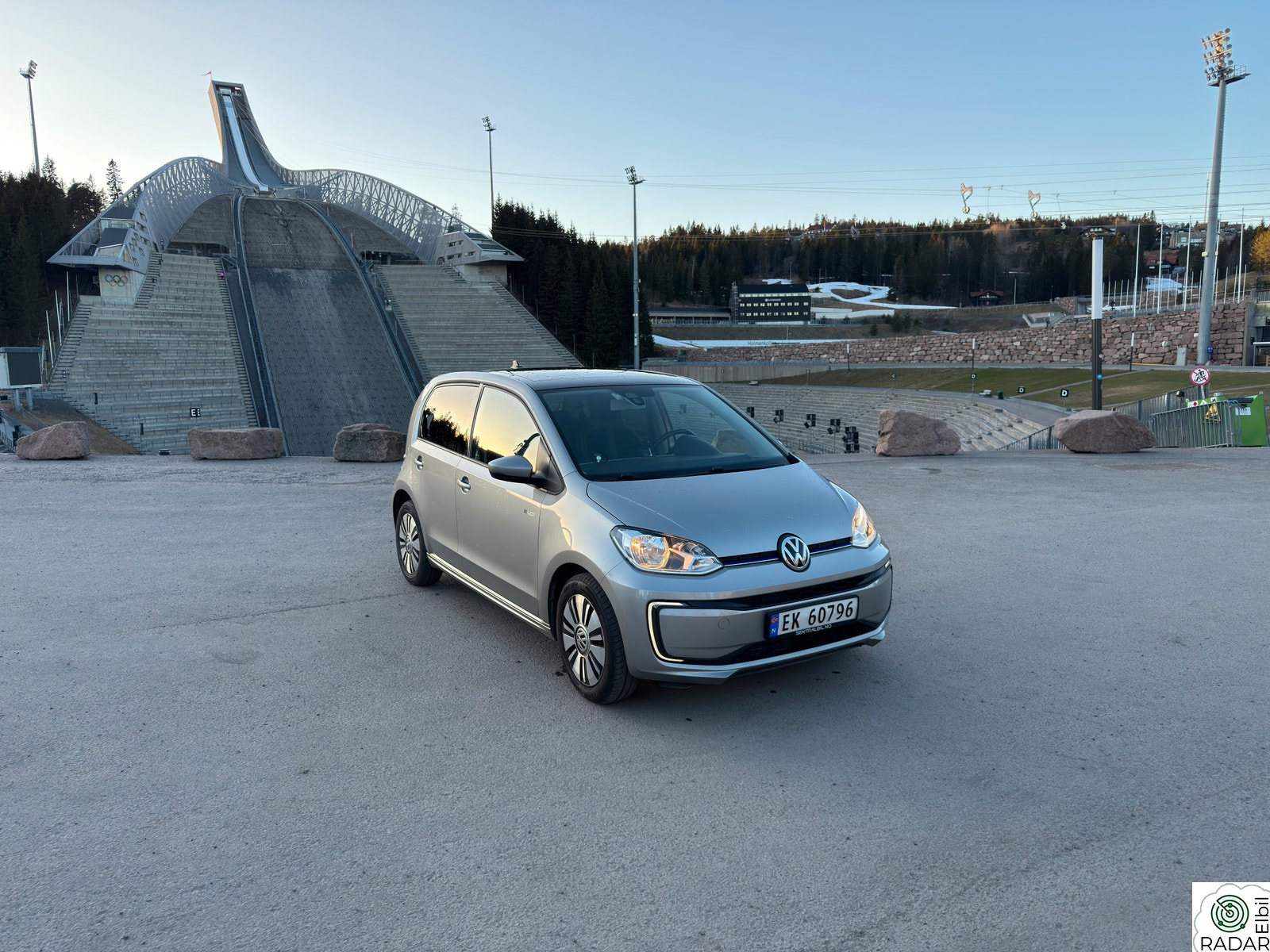 VOLKSWAGEN UP! (K) E-UP! 60KW Facelift m/soltak