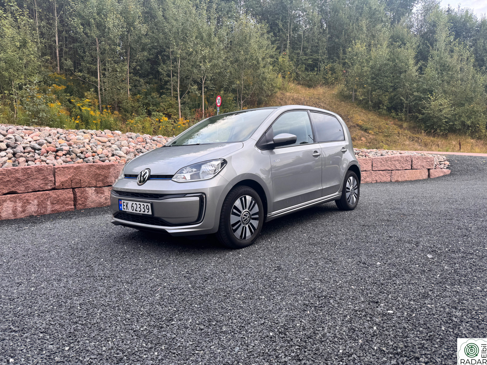 VOLKSWAGEN UP! (K)