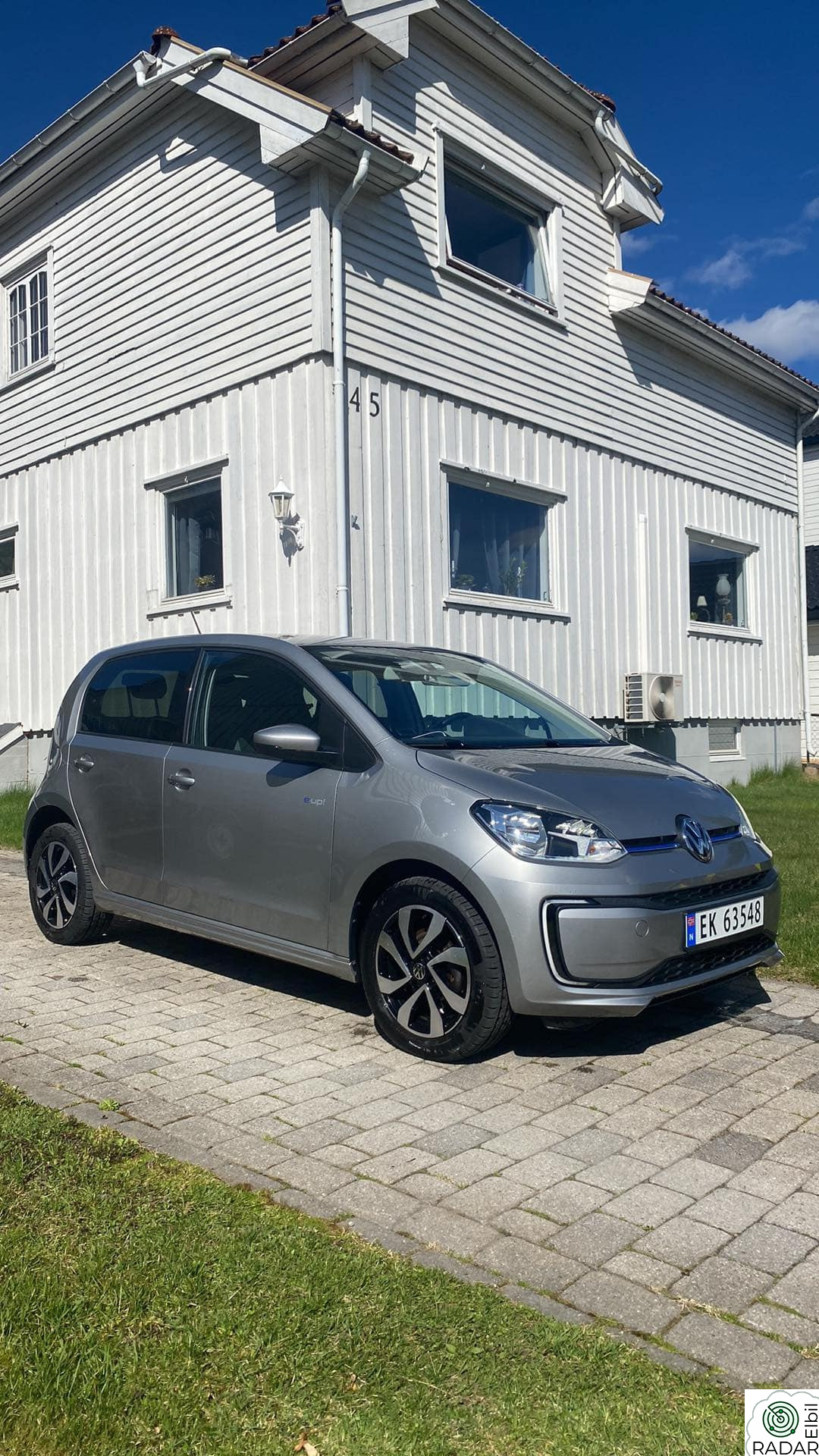 VOLKSWAGEN UP! E-UP