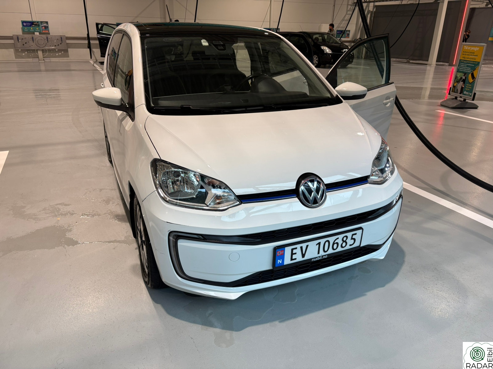 VOLKSWAGEN UP!