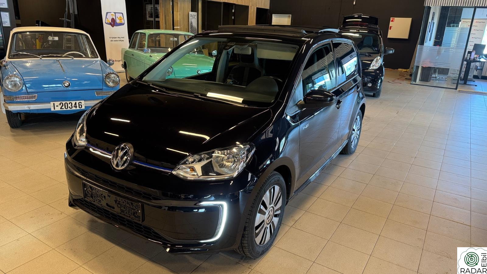 VOLKSWAGEN UP! EN EIER/ Facelift/Garanti/Oppv.seter/DAB/ Ryggekamera