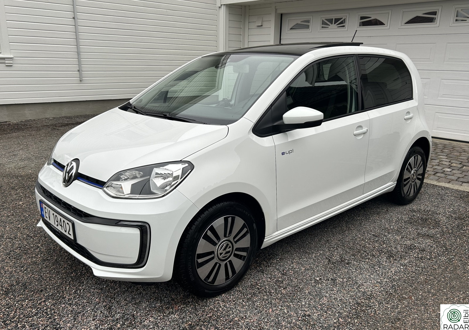 VOLKSWAGEN UP! E-UP!  High UP