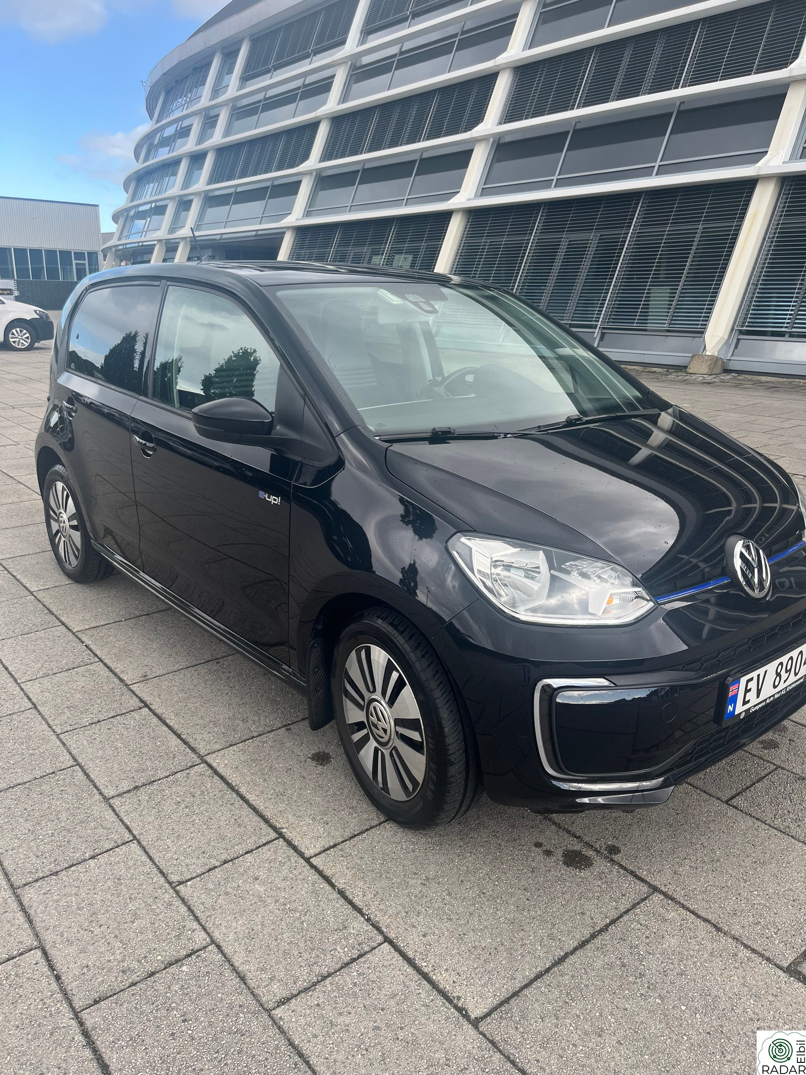 VOLKSWAGEN UP! (K)