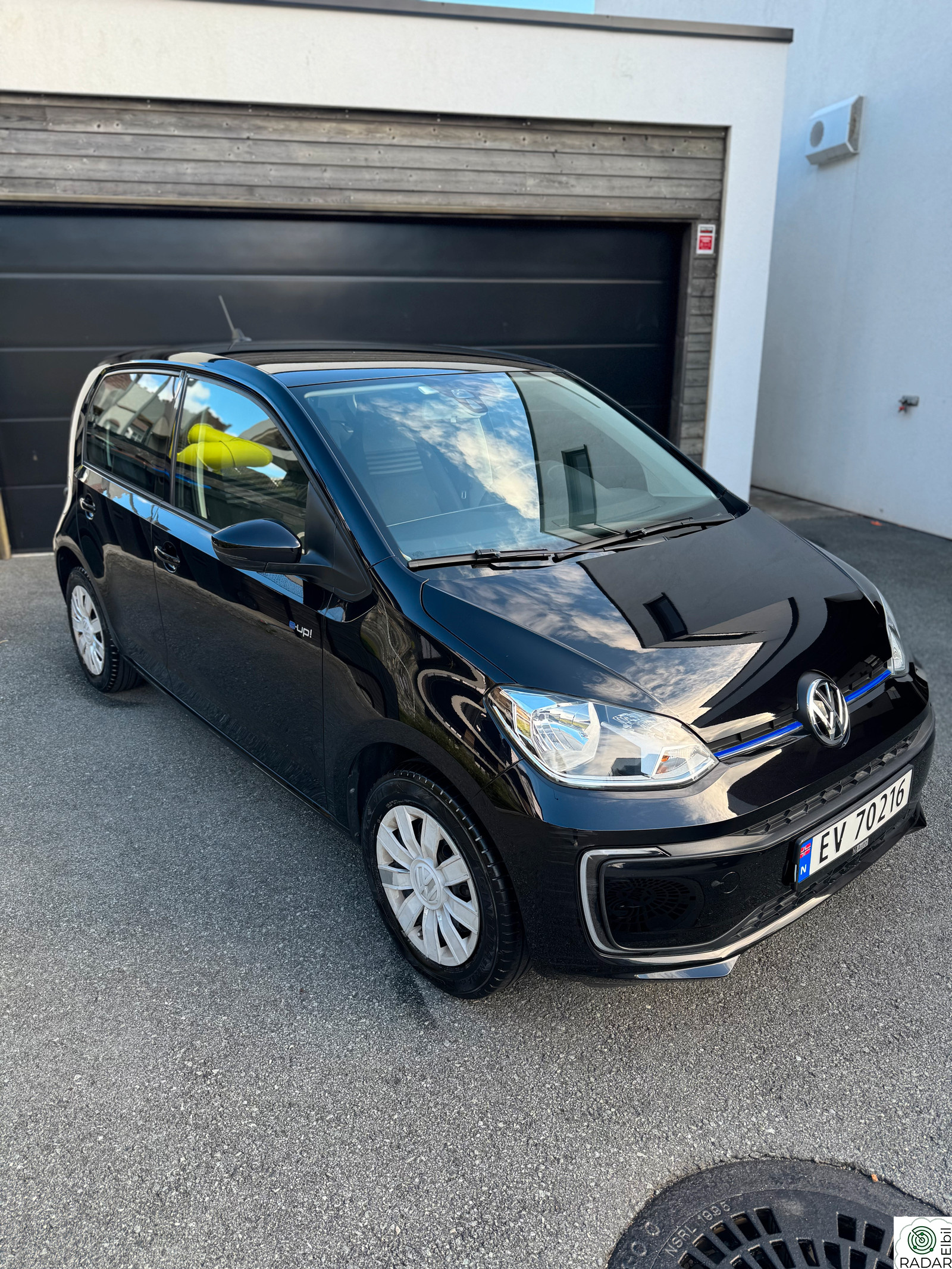 VOLKSWAGEN UP! Move 60