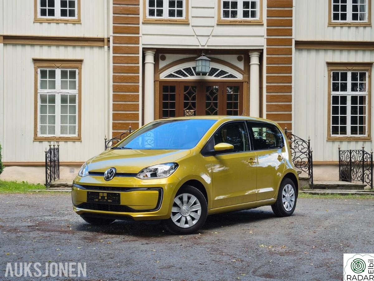 VOLKSWAGEN UP! 82hk, 32886km, S+V dekk