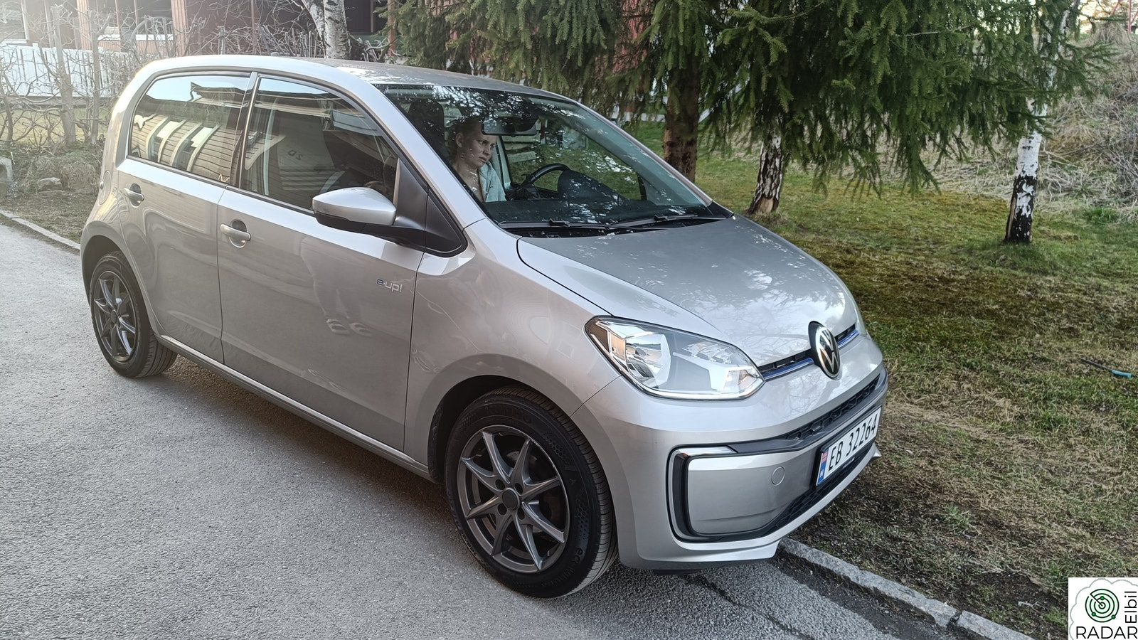 VOLKSWAGEN UP! Range High
