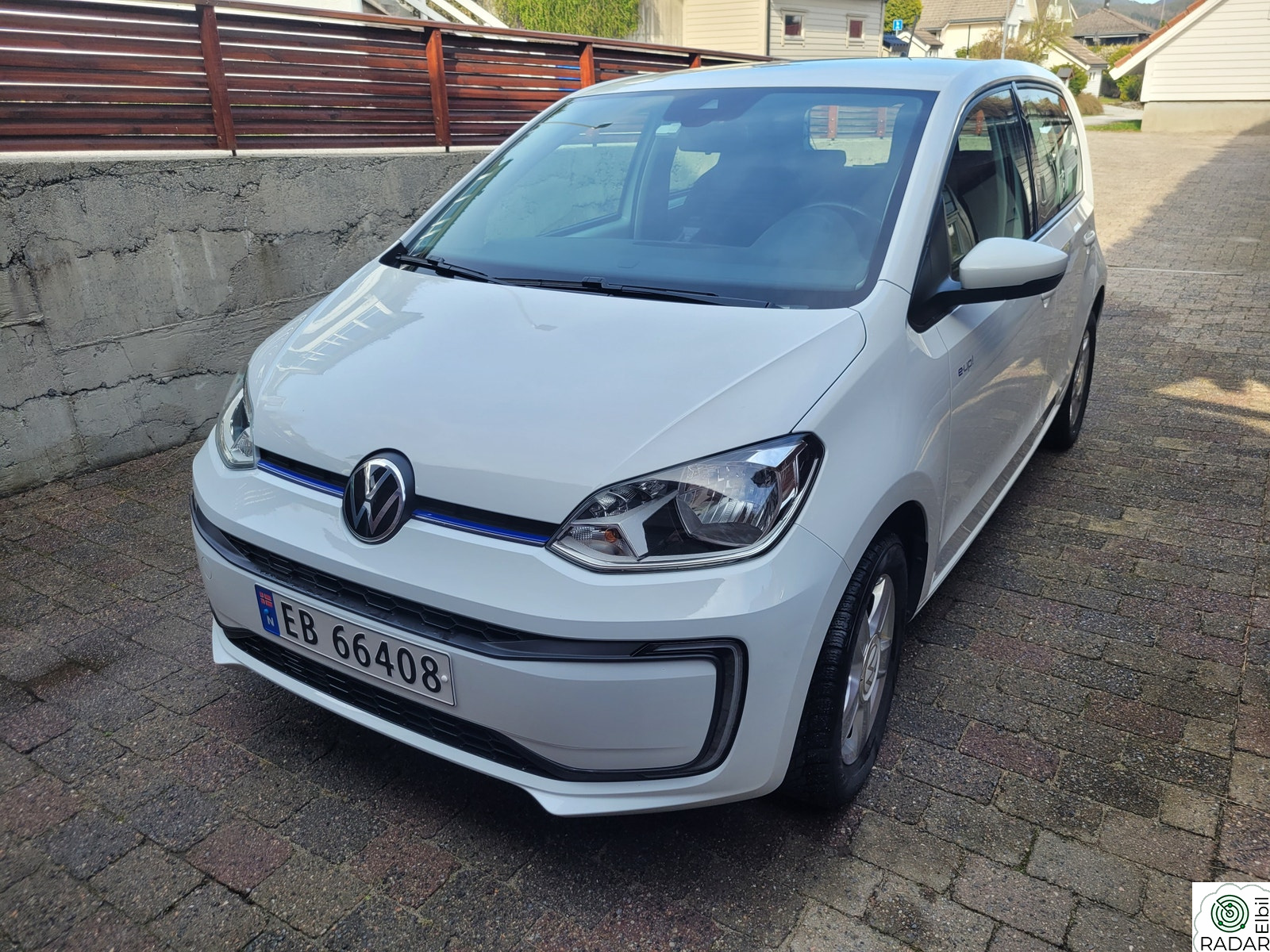 VOLKSWAGEN UP! Range entry