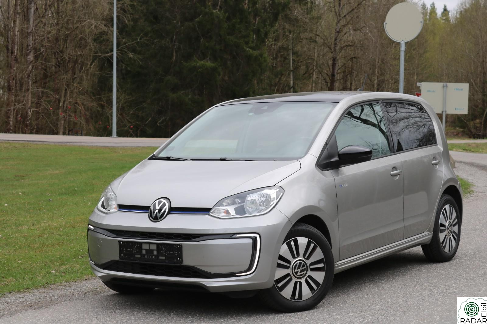 VOLKSWAGEN UP! 259KM 82HK HIGH DAB PDC CRUISE R-KAMERA PENBIL GARANTI