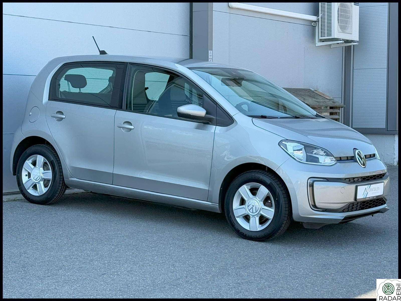 VOLKSWAGEN UP! 257km WLTP/R.Kam/Rattvarme/LED/ACC/Klima/Pen bil