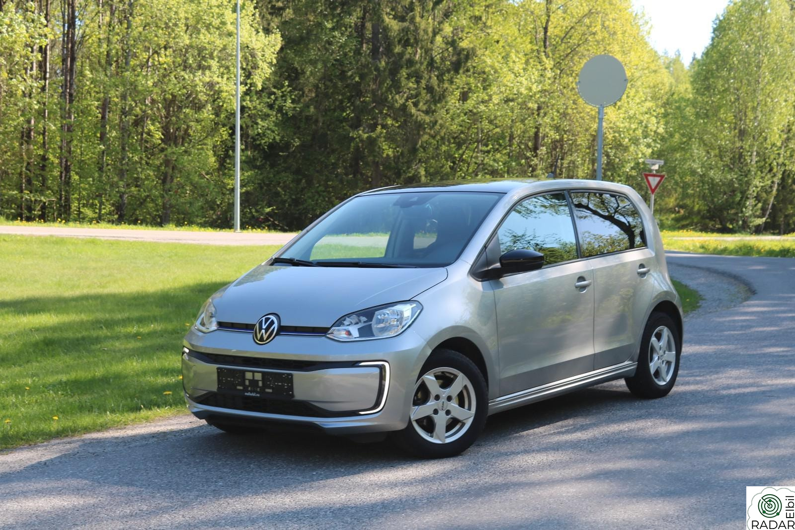 VOLKSWAGEN UP! 259KM 82HK HIGH DAB PDC CRUISE R-KAMERA LAV KM GARANTI