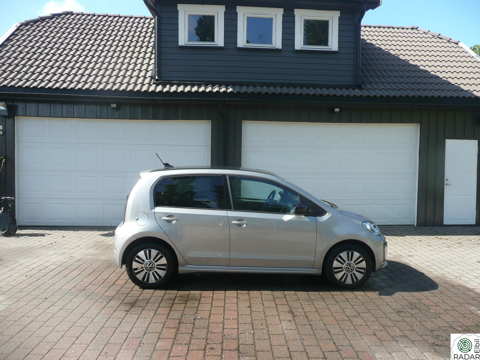 VOLKSWAGEN UP! High Range, kamera, nylig eu-ok