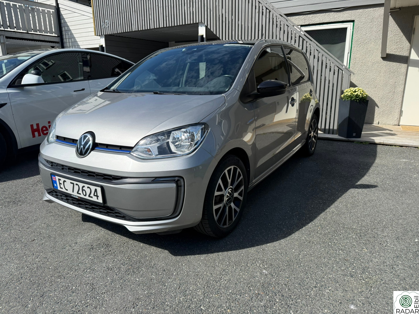 VOLKSWAGEN UP! Range