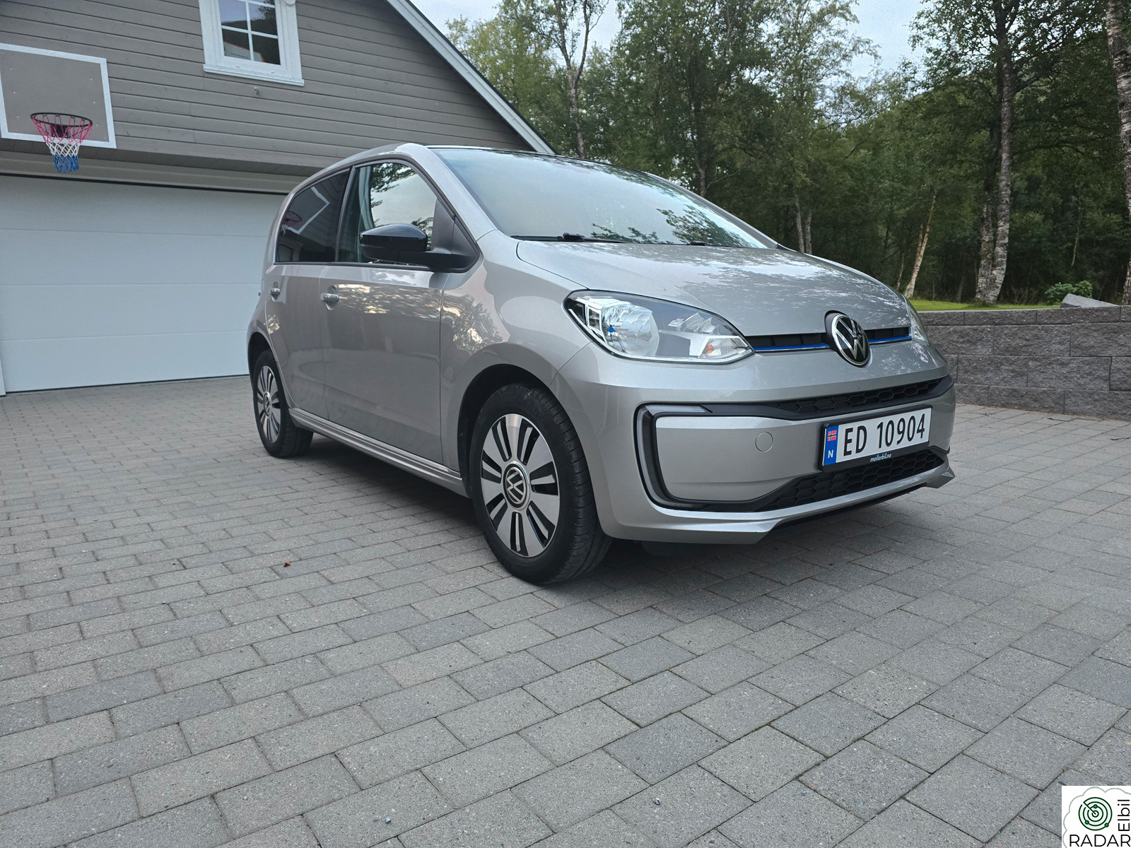 VOLKSWAGEN UP!