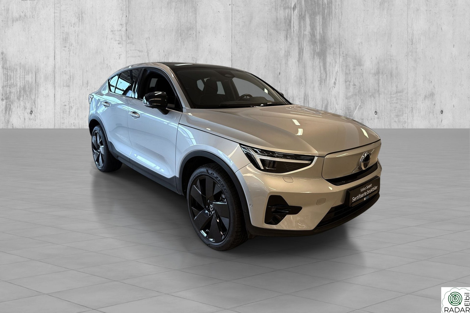 VOLVO C40 AWD, Ultimate, H.feste, Harman/Kardon+++