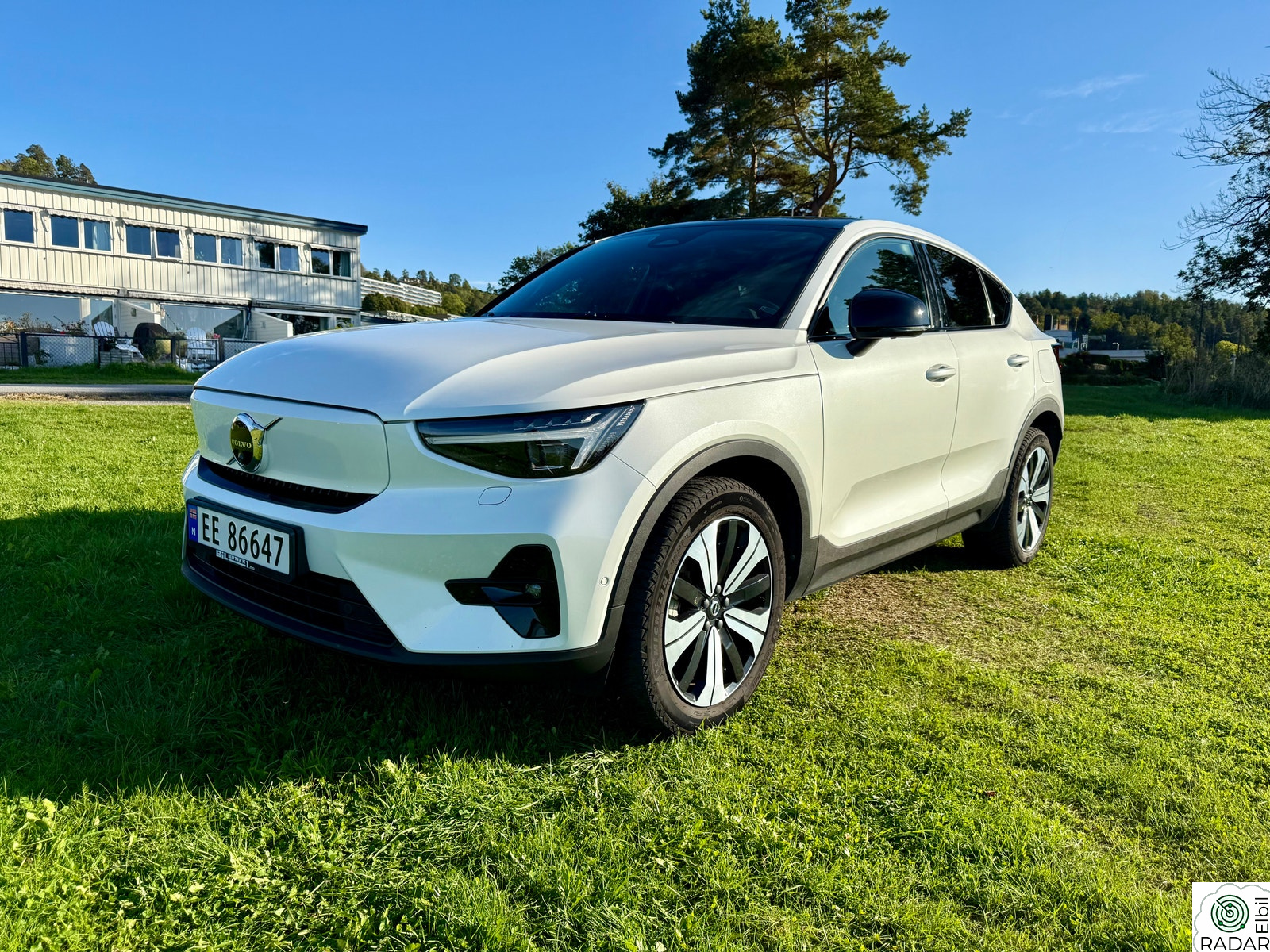 VOLVO C40 RECHARGE 4X4 PANO,KROK,360KAMERA,ACC,NAVI,TLF,DAB+,LED