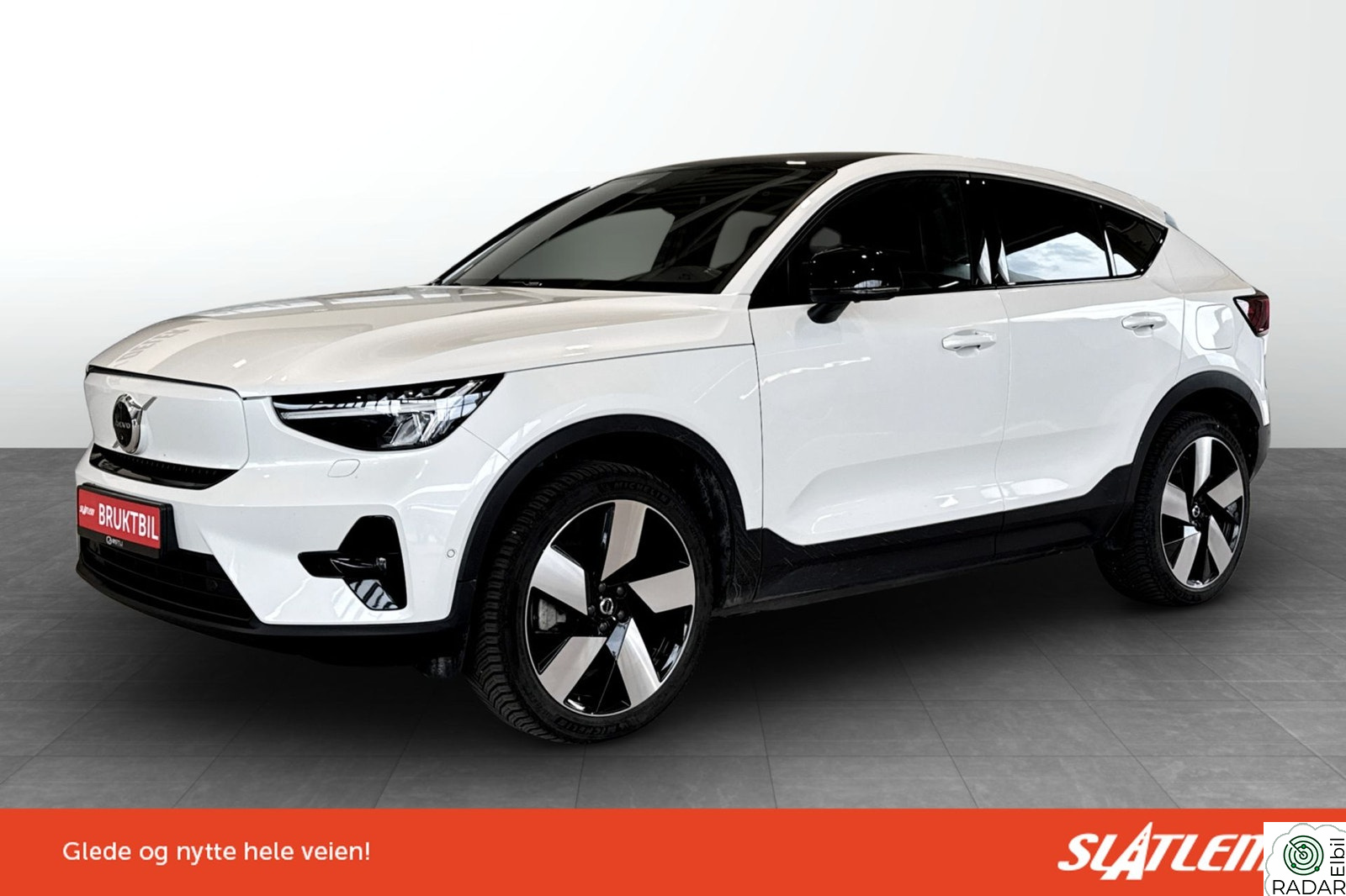 VOLVO C40 ULTIMATE / 360 / KROK / Panorama++