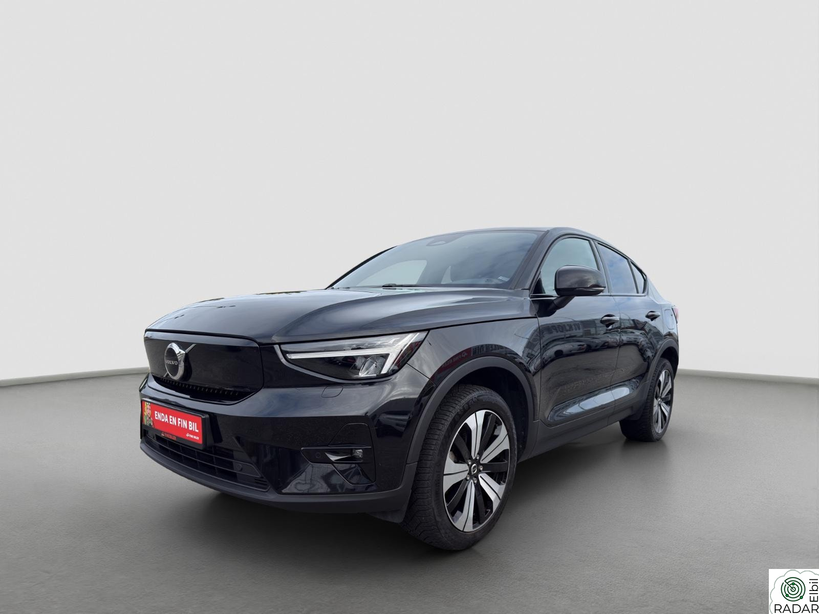 VOLVO C40 TWIN PLUS DARK | 408HK | AWD | PANO | KROK | ACC