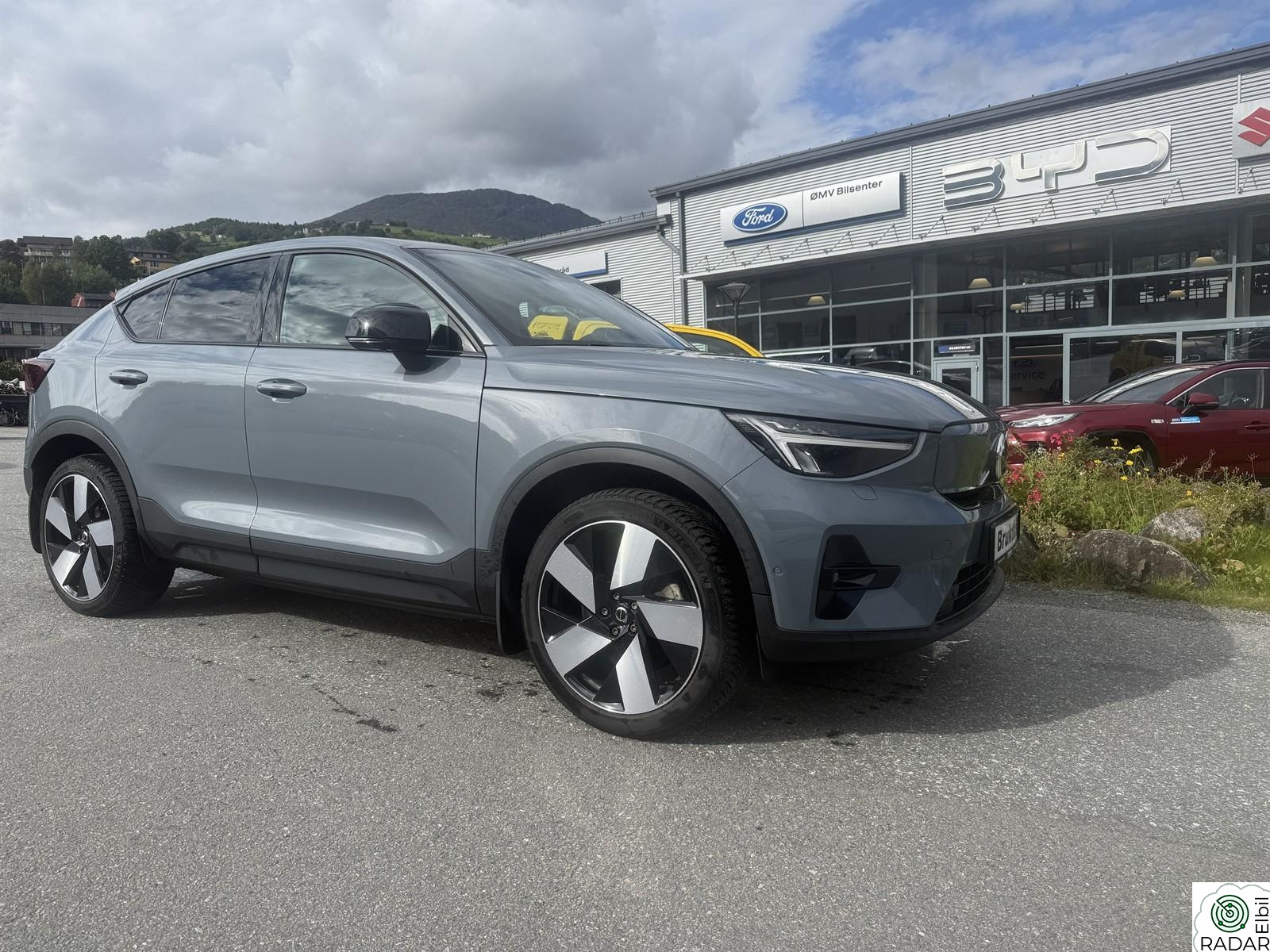 VOLVO C40 Twin 408 hk AWD | 360° | Pano | Krok
