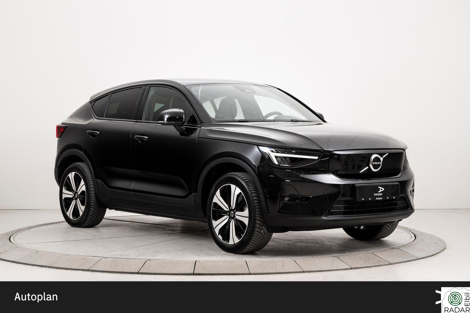 VOLVO C40 Recharge Twin 408hk AWD Plus ACC/Krok/Panorama/Kamera
