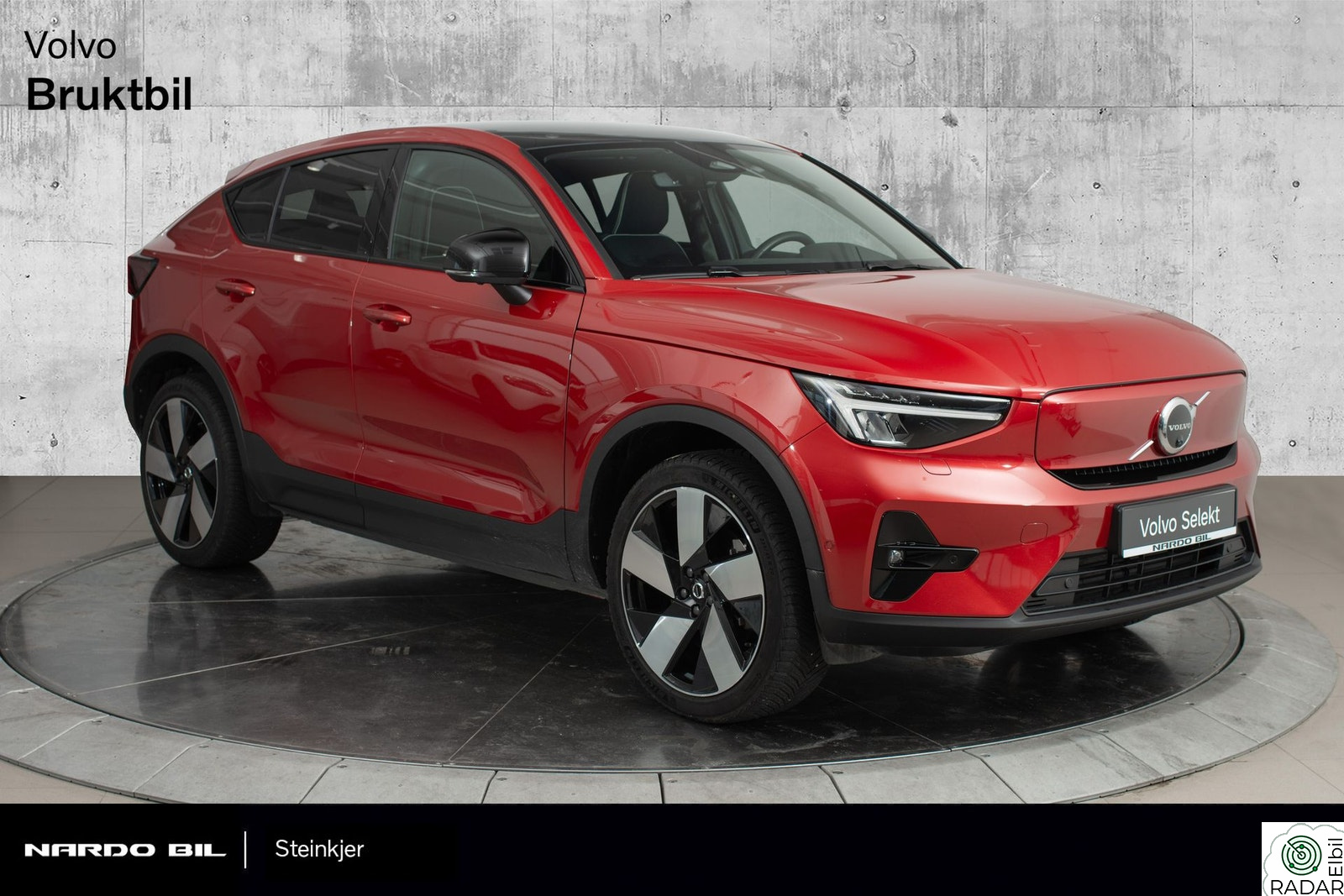 VOLVO C40 Twin Motor ULTIMATE KROK/ACC/SOLTAK/KAMERA360 ++