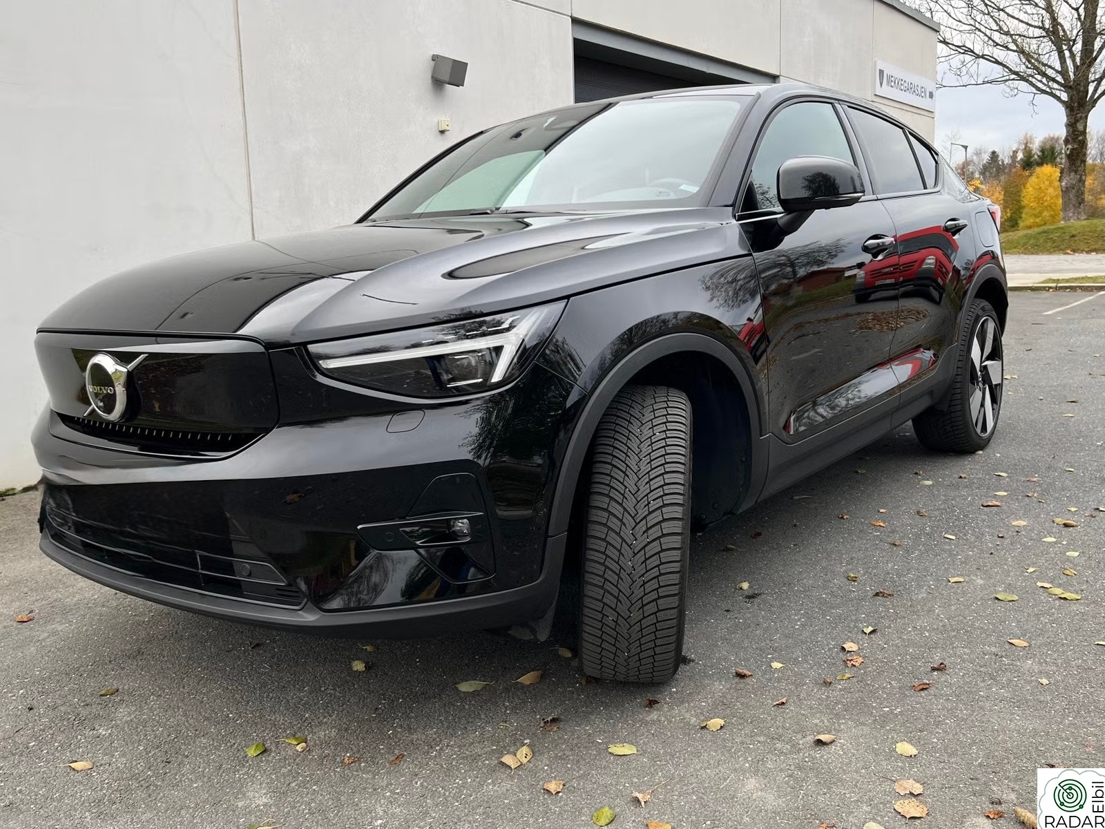 VOLVO C40 Recharge Twin 408hk AWD Ultimate-el. hengerfeste-360