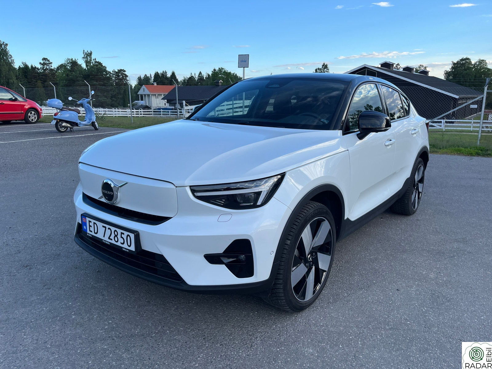 VOLVO C40 Recharge Twin AWD Pro