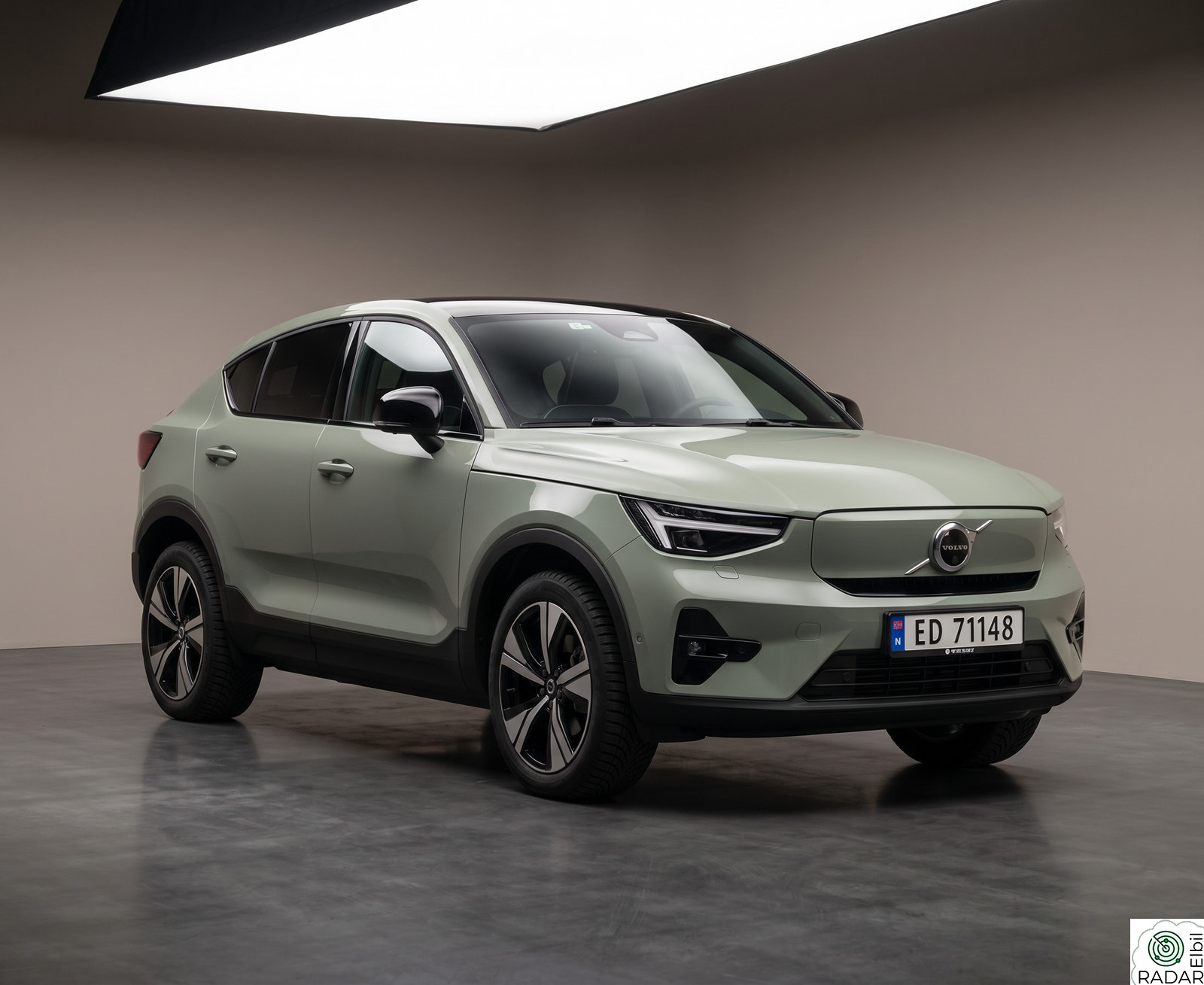 VOLVO C40 Recharge Twin AWD Pro Panorama/PIXEL, HK, KROK, 360