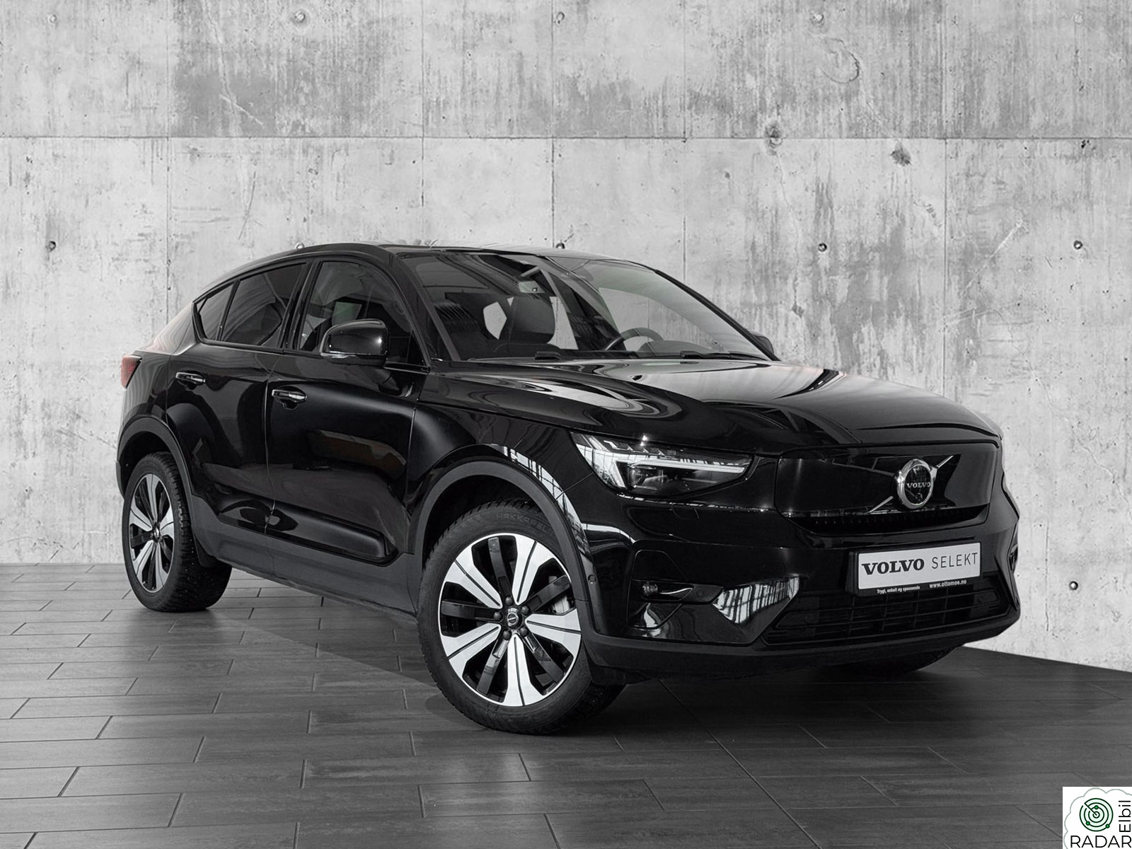 VOLVO C40 Ultimate | Hengerfeste | Pixel | 20"