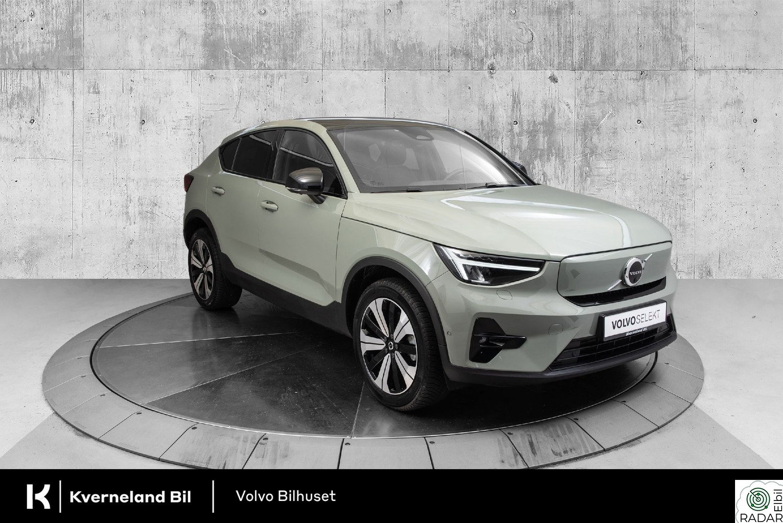VOLVO C40 Ultimate FWD 360/Panorama/Harman/El.stol