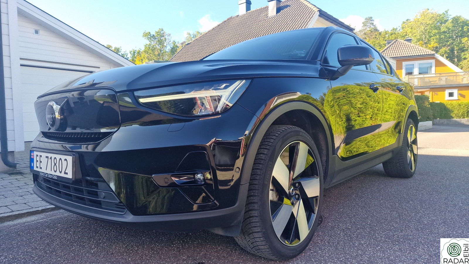 VOLVO C40