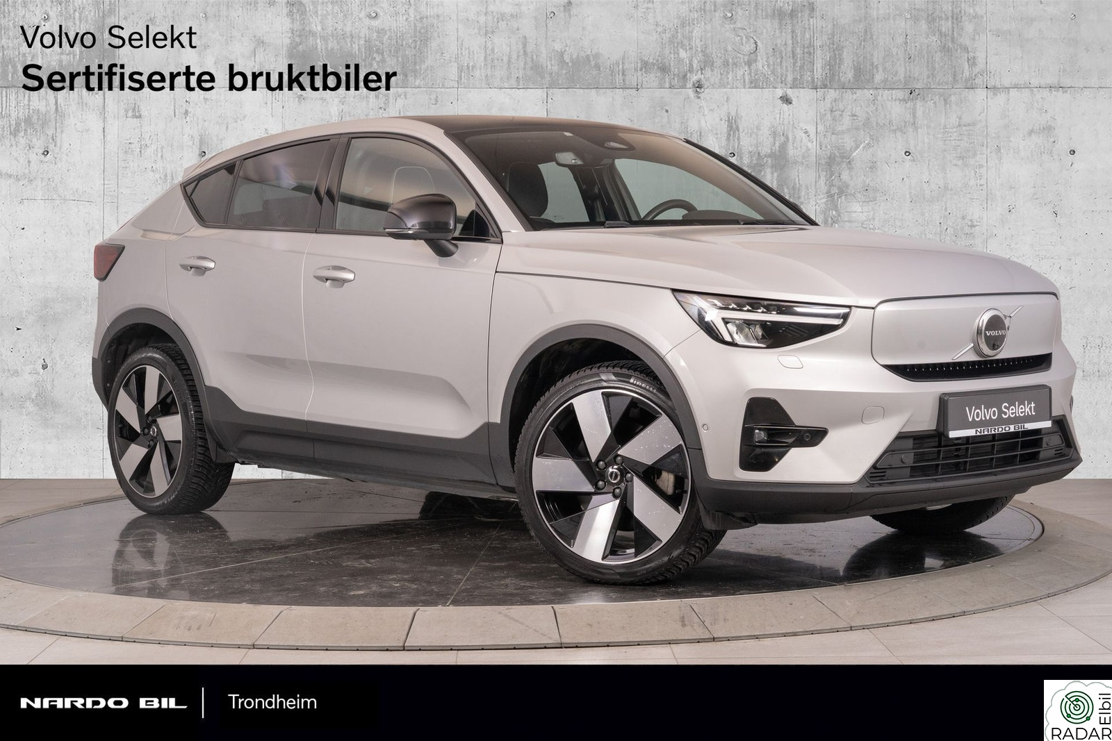 VOLVO C40 231 hk Ultimate. 360/Soltak/Krok/H&K