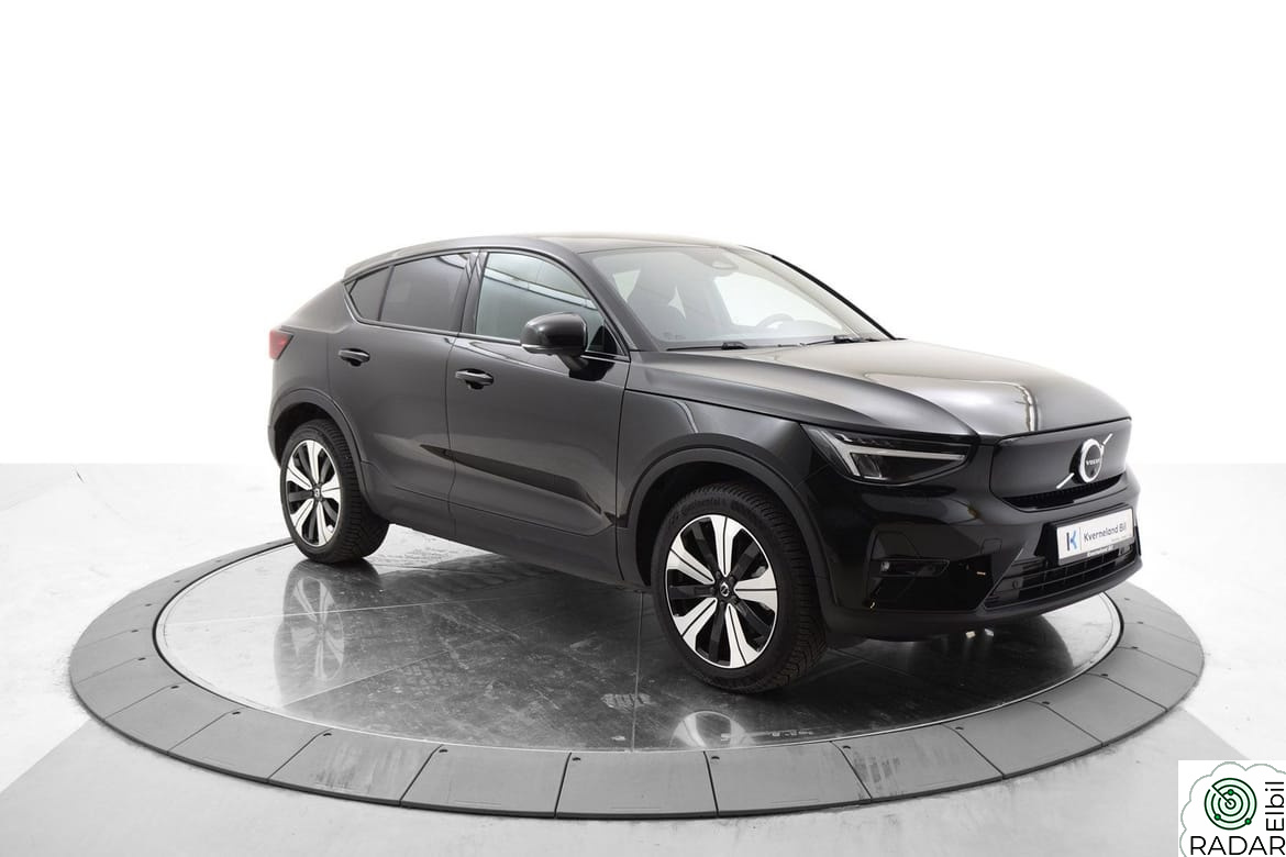 VOLVO C40 FWD Ultimate/panorama/360 gr.kamera/H.Feste