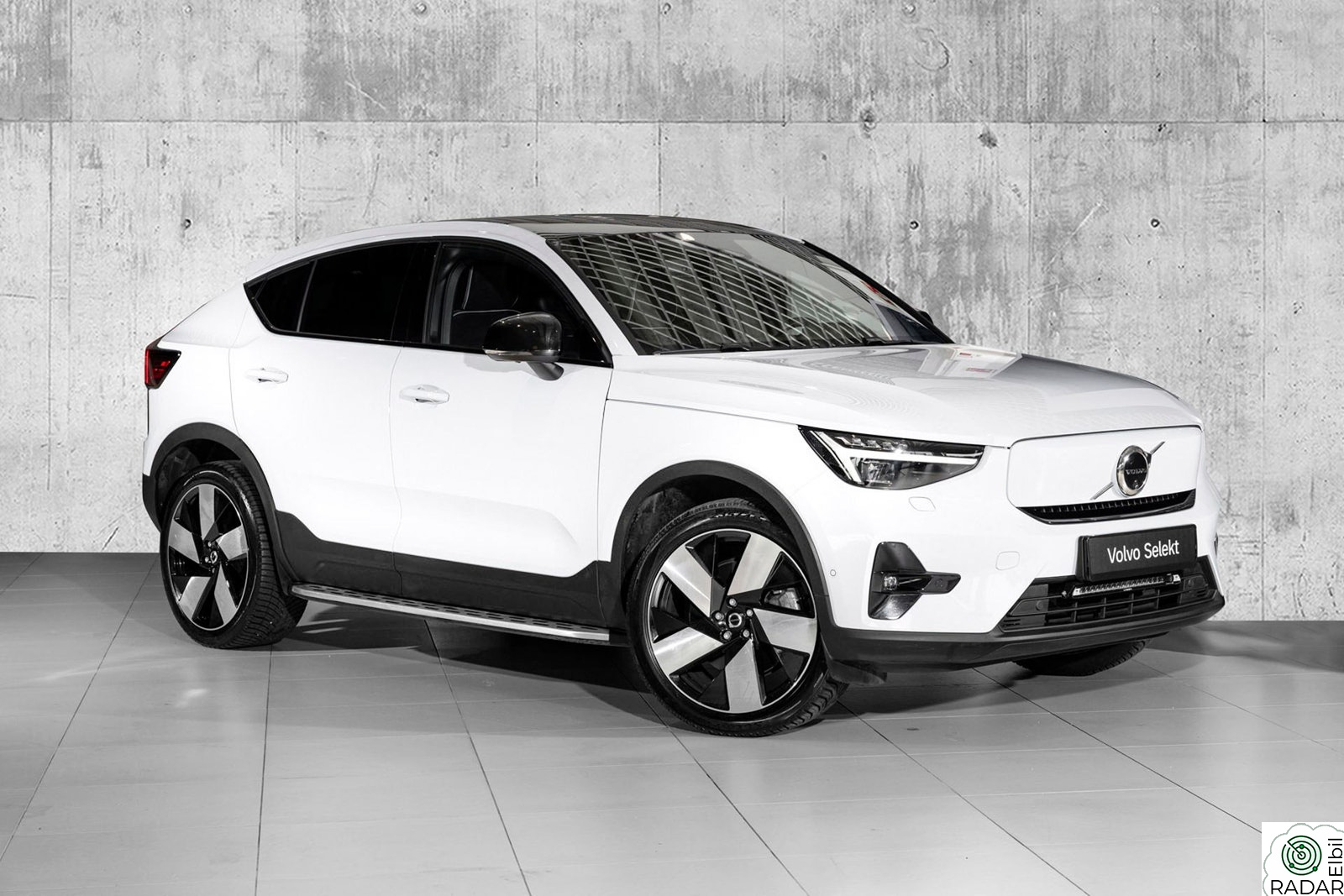 VOLVO C40 Recharge Single Motor Extended Range Ultimate | Krok |