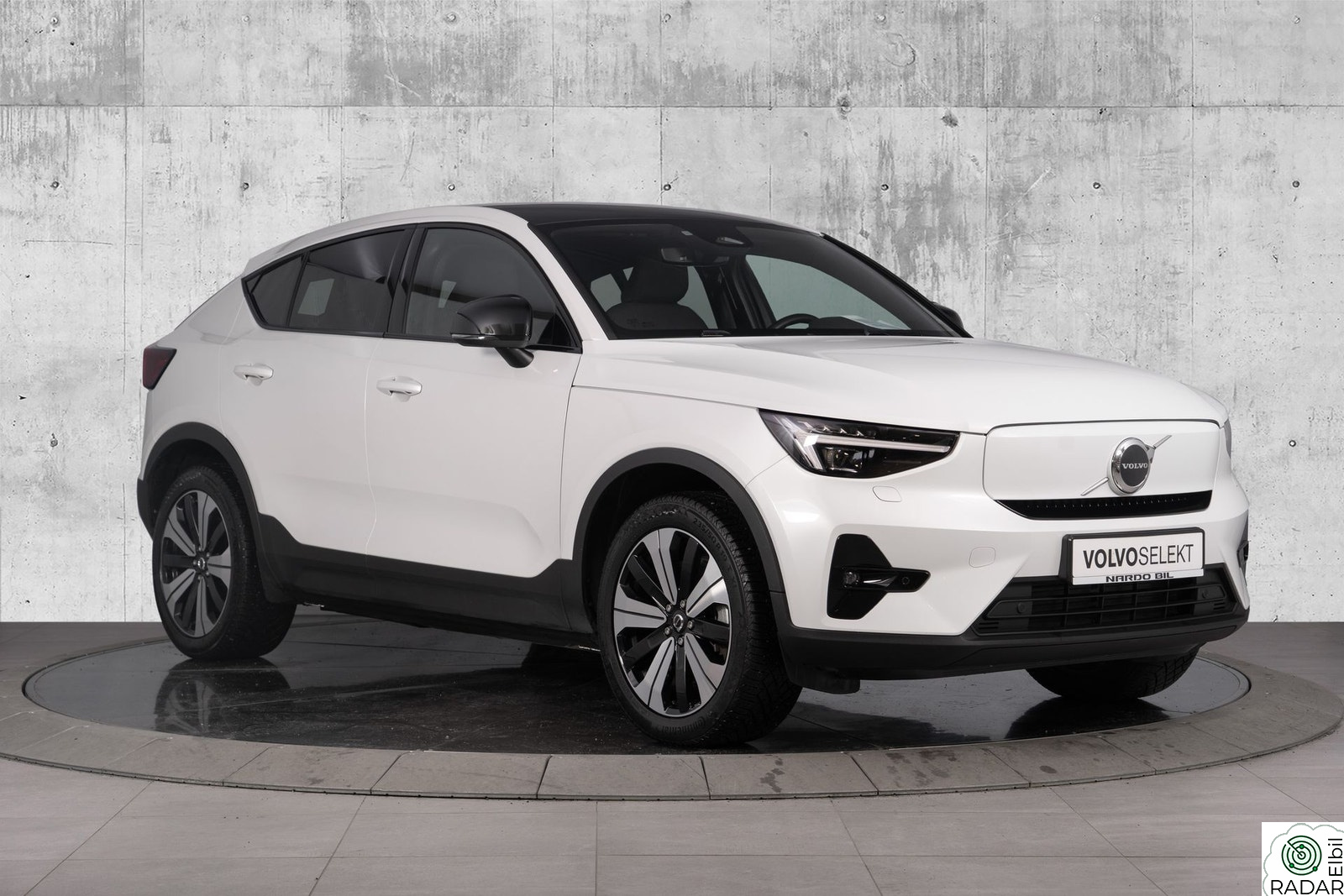 VOLVO C40 408 hk Plus. Piksel LED/Krok/Varmepumpe/Soltak/VOC
