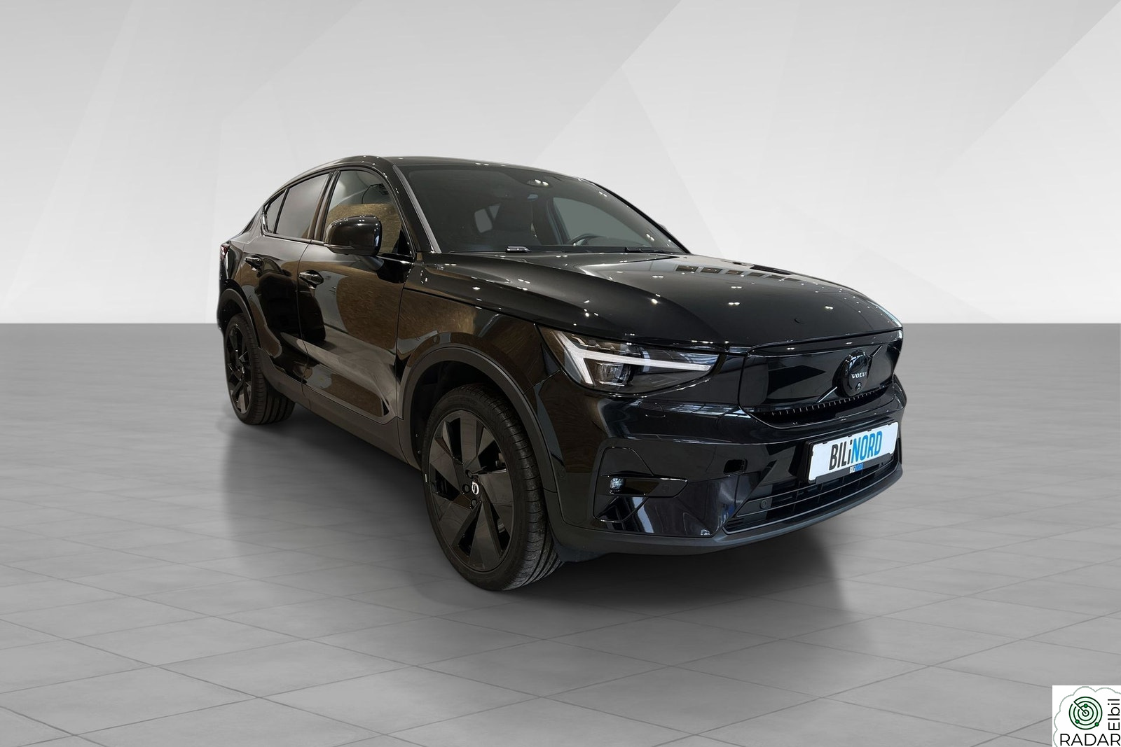 VOLVO EC40 Twin Performance Ultra AWD 442HK Black Edition