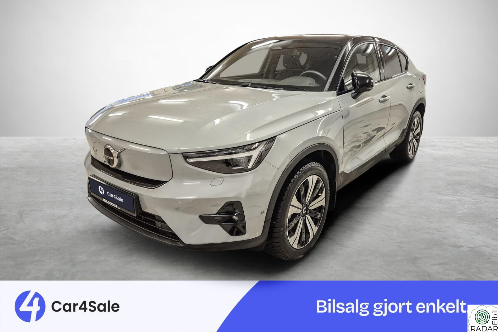 VOLVO EC40 Performance Ultra AWD / 541km / Pixel / Krok / Pano ++