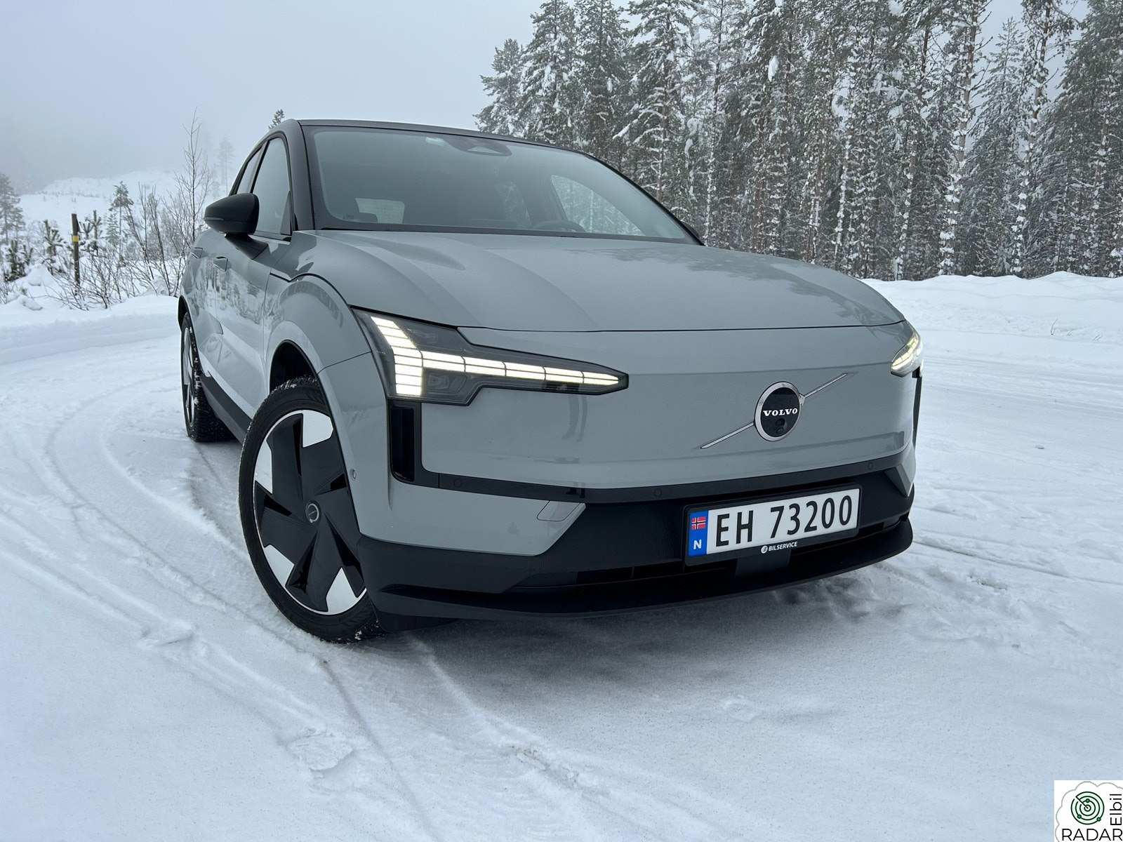 VOLVO EX30 428hk Twin Performance AWD Ultra