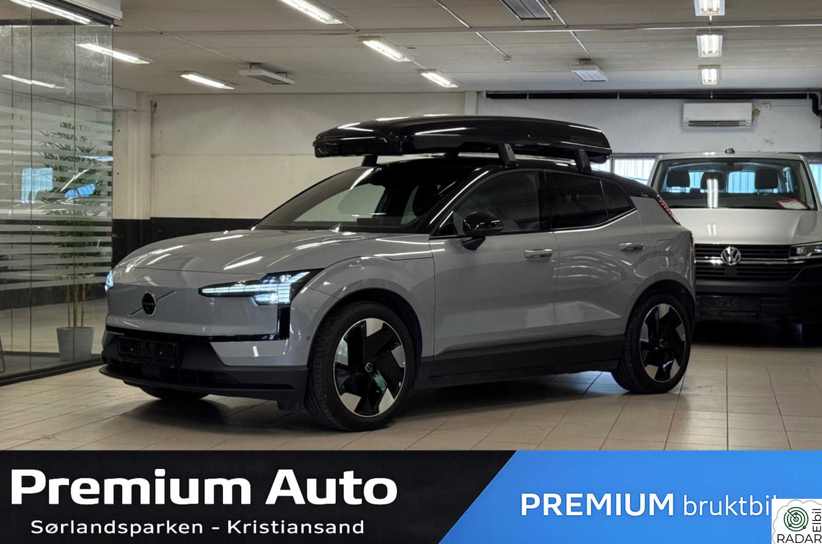 VOLVO EX30 Twin Performance 4x4 Ultra /Harman/Krok/Pano/360Kam