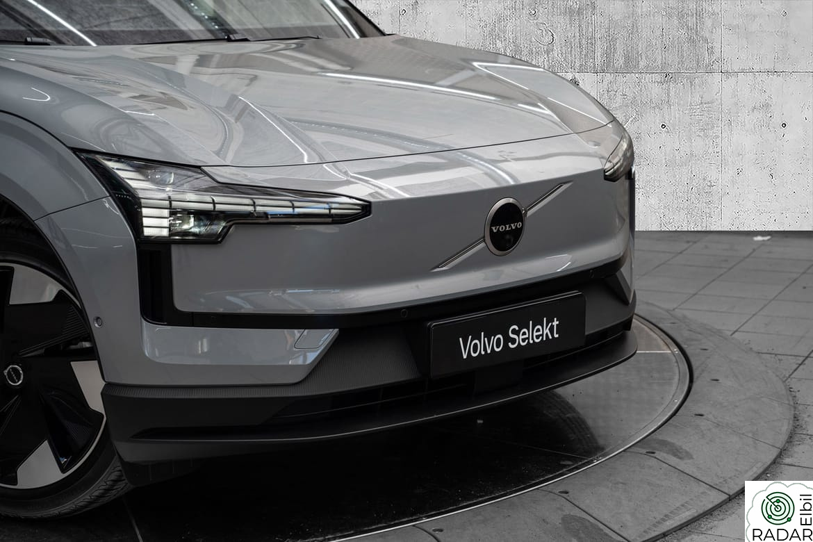 VOLVO EX30 El. Twin Ultimate 408Hk. Velutstyrt!