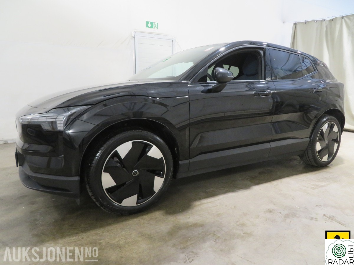 VOLVO EX30 AWD PLUS GARANTI ADAPTIV CRUISE KAMERA RATTVARME