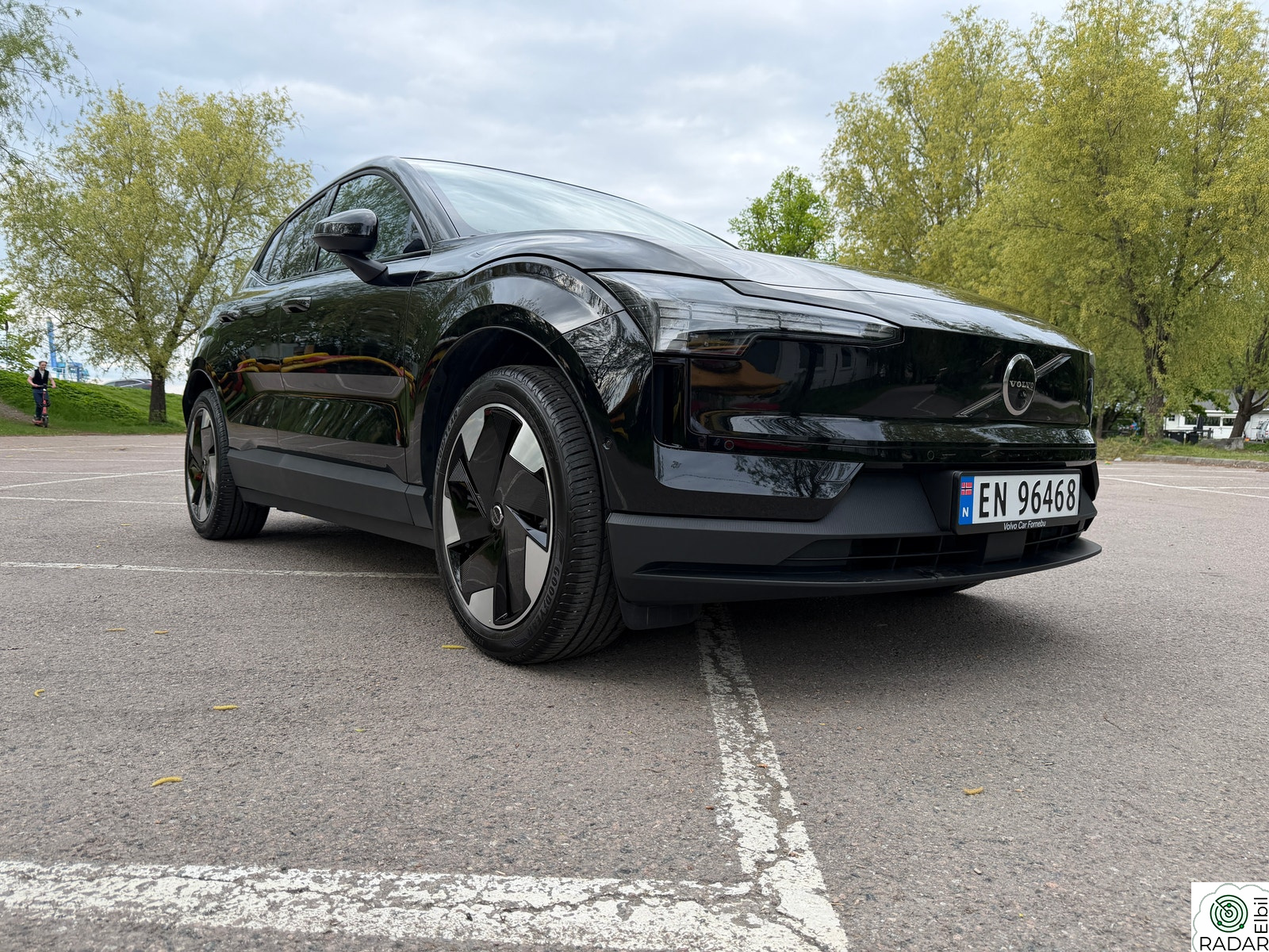 VOLVO EX30 Pris kr 6500.- MYE KM; 428hk Twin Performance AWD Ultra