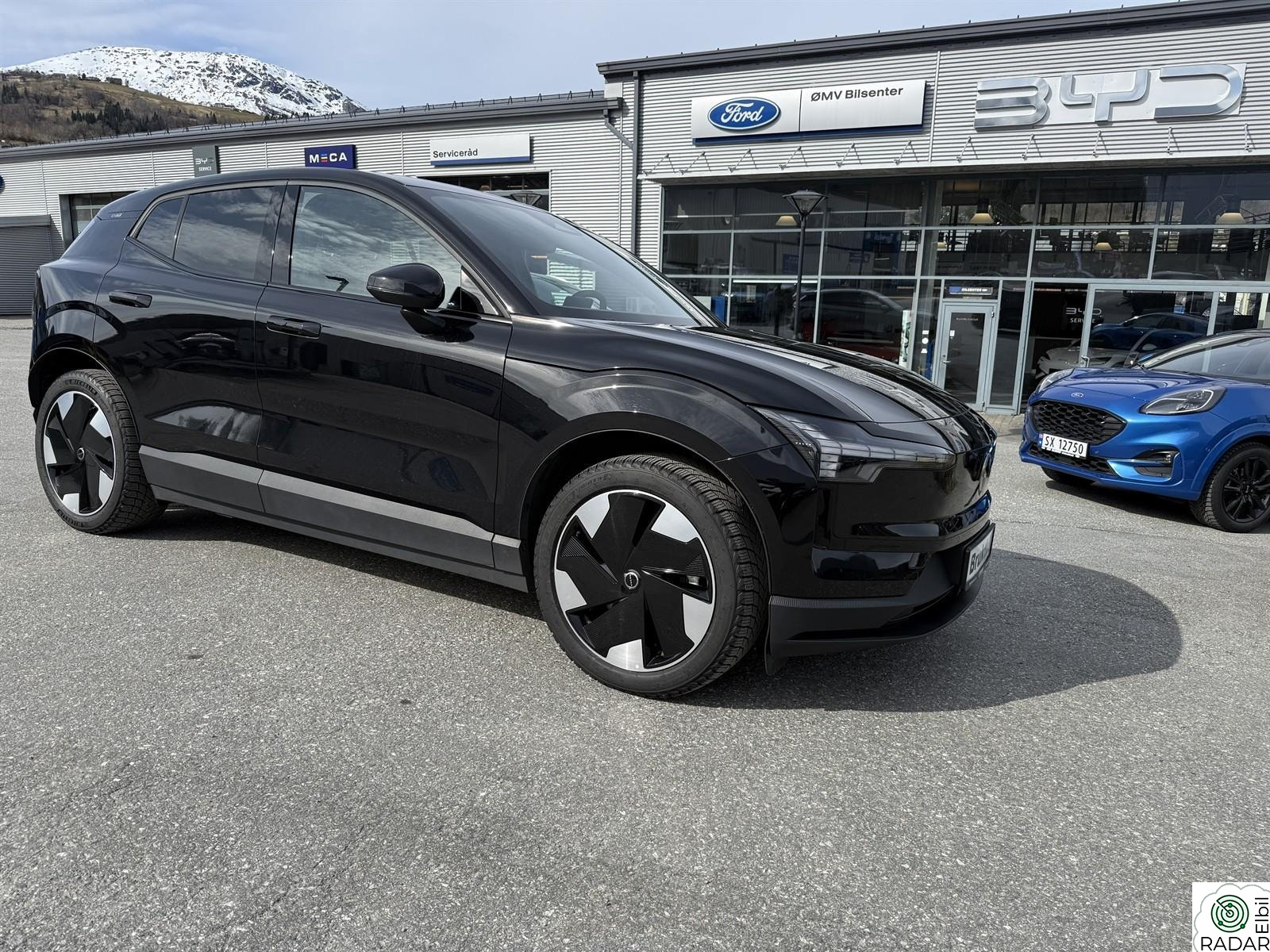 VOLVO EX30 Twin Performance Plus (AWD) ACC, Harman&Kardon, Carplay