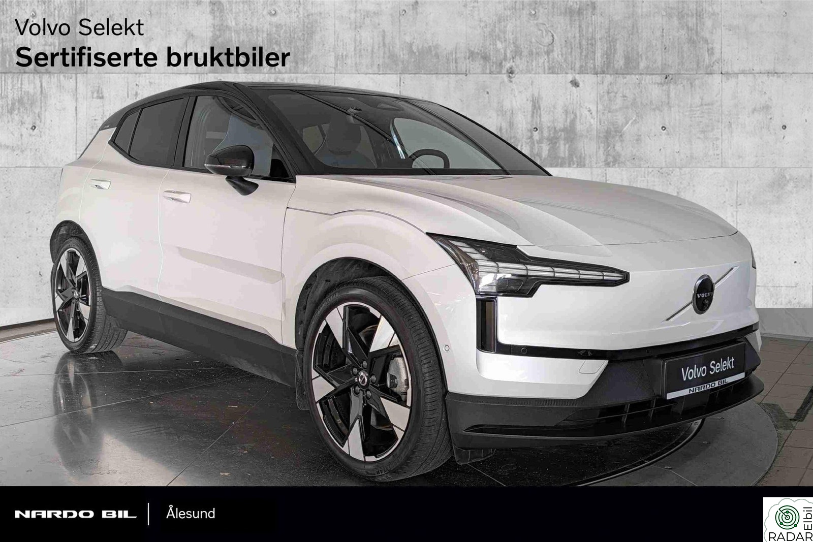VOLVO EX30 AWD | Ultra | 20" | Topputstyrt | +++