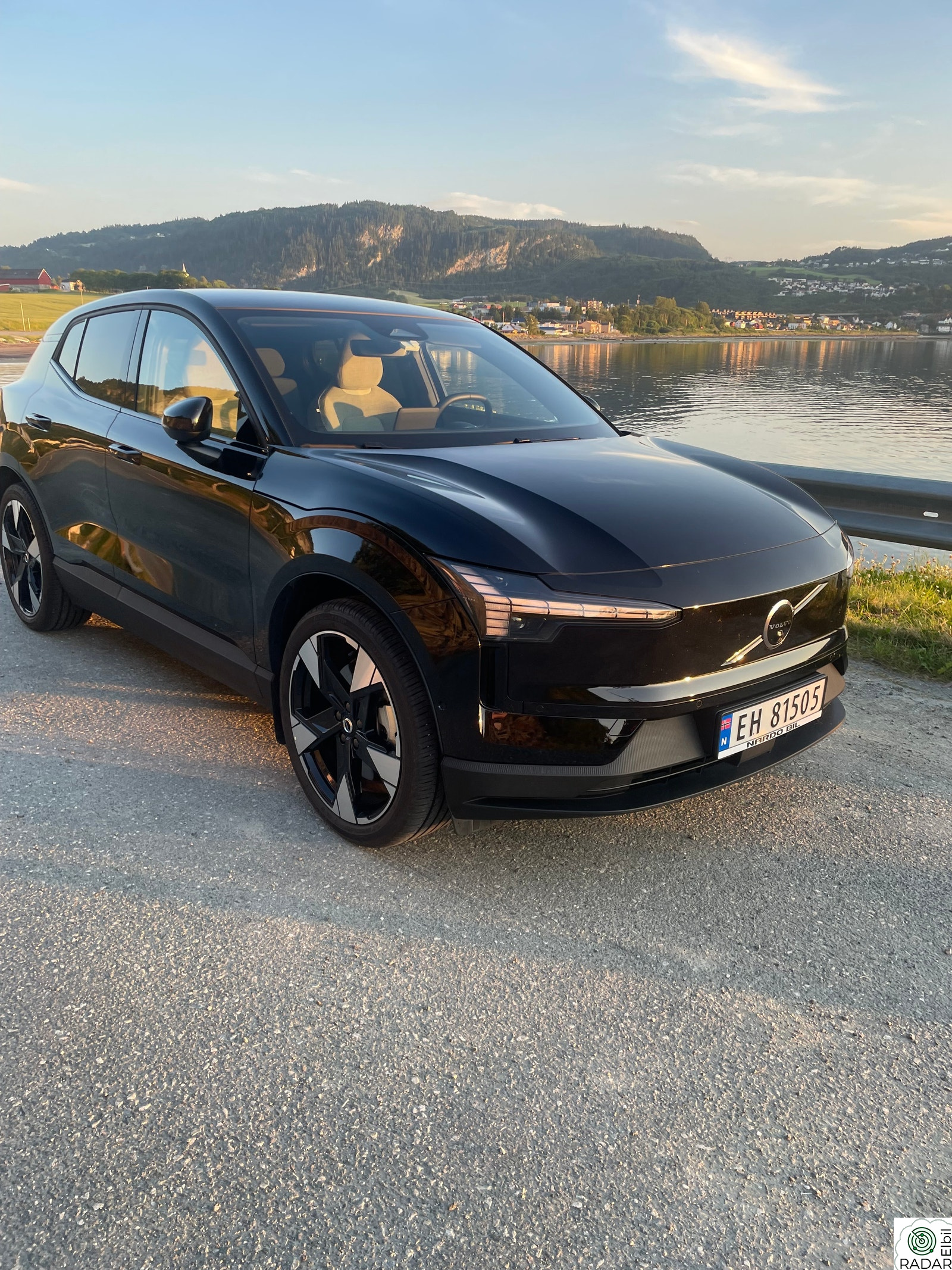 VOLVO EX30 428hk Twin Performance AWD Ultra