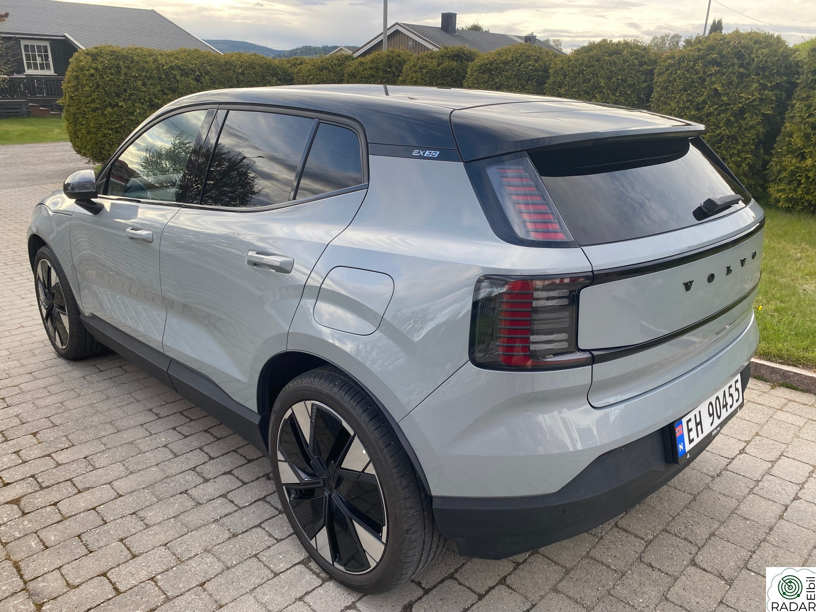 VOLVO EX30 Twin motor performance plus, 4X4