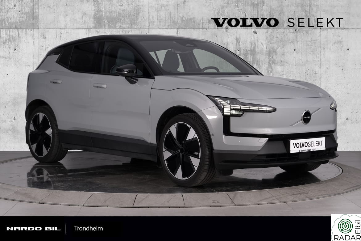 VOLVO EX30 Ultra. 20"alu/Harman Kardon/Soltak/360 kam/Aktive LED